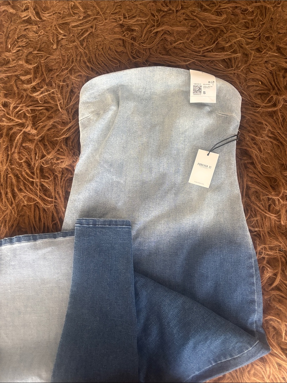 Forever 21 Light-to-Dark Blue Ombre Strapless Denim Dress. Small. NWT.
